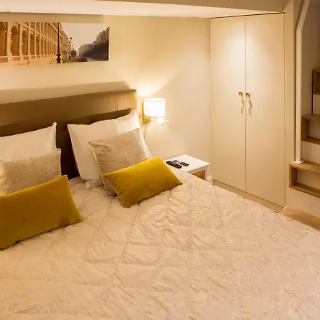 Duplex Climatise En Hyper Centre De *