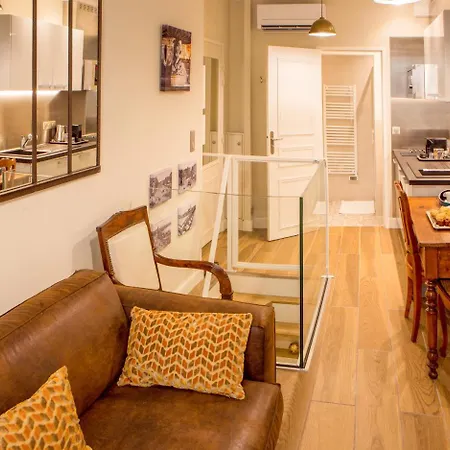 Duplex Climatise En Hyper Centre De 아파트 *