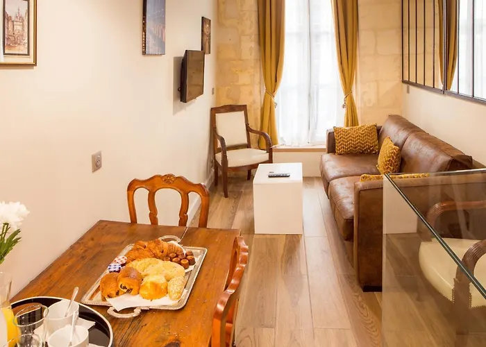 Appartement Duplex Climatise En Hyper Centre De *